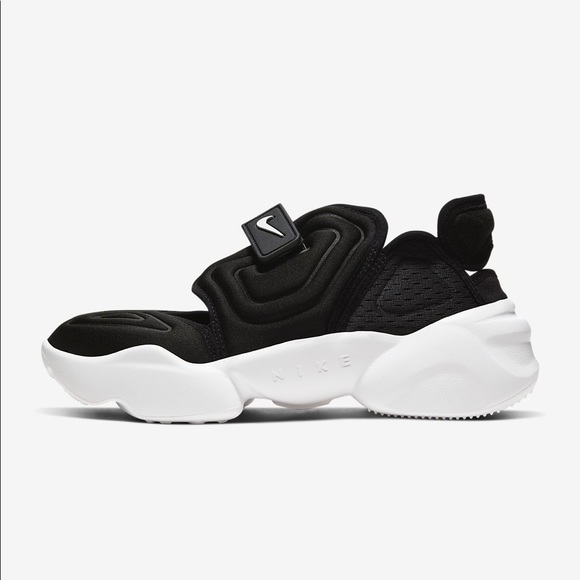 NEW Nike Aqua Rift With Socks - Picture 7 of 16